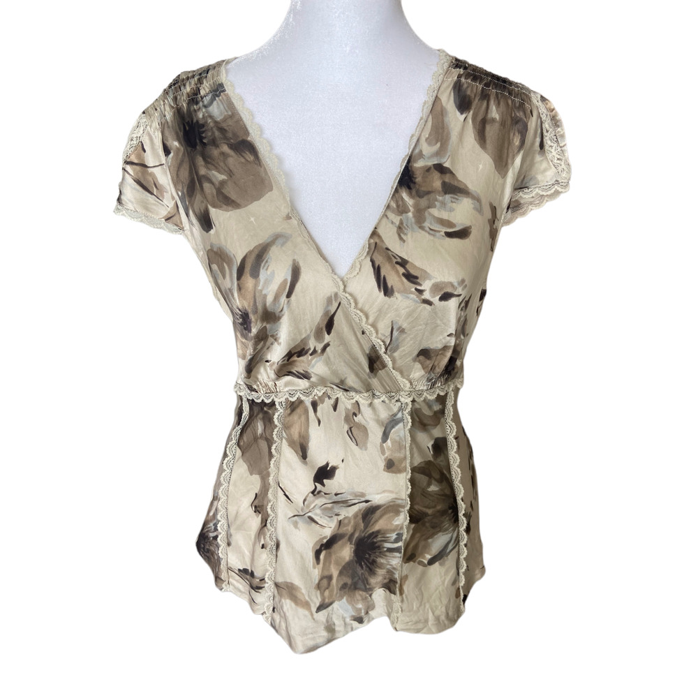 Bandolino silk floral lace top